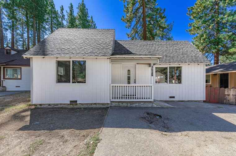 Photo of 3698 Primrose Rd South Lake Tahoe, CA 96150