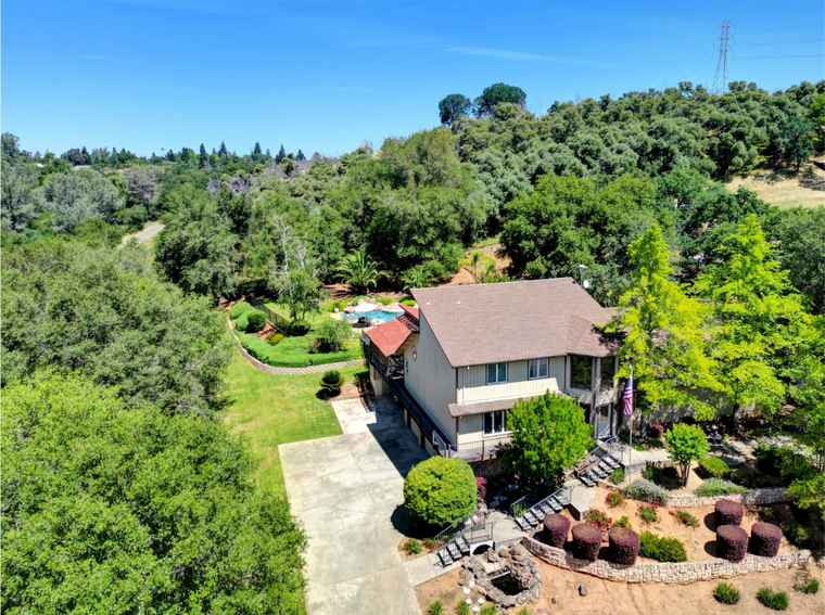 Photo of 124 Mountain Oak Ct Folsom, CA 95630