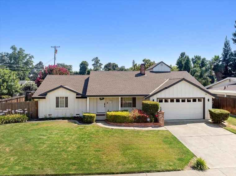 Photo of 6309 Parkcreek Cir Citrus Heights, CA 95621