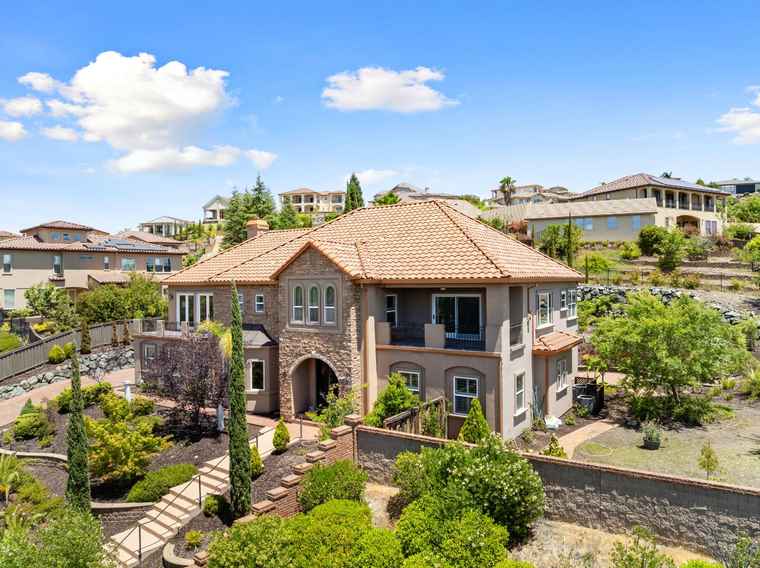 Photo of 771 Glen-mady Way Folsom, CA 95630