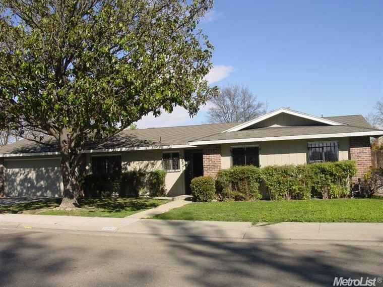 Photo of 5662 Kermit Ln Stockton, CA 95207