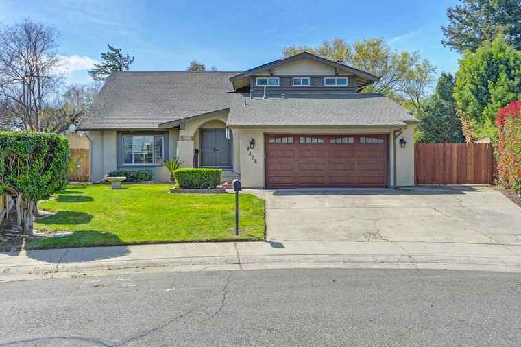 Photo of 9876 Vista Grande Way Elk Grove, CA 95624