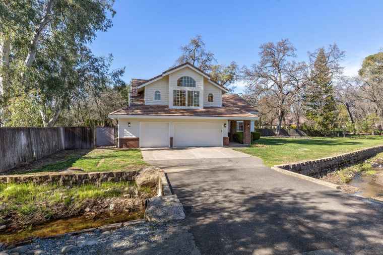 Photo of 9274 Auburn Folsom Rd Granite Bay, CA 95746