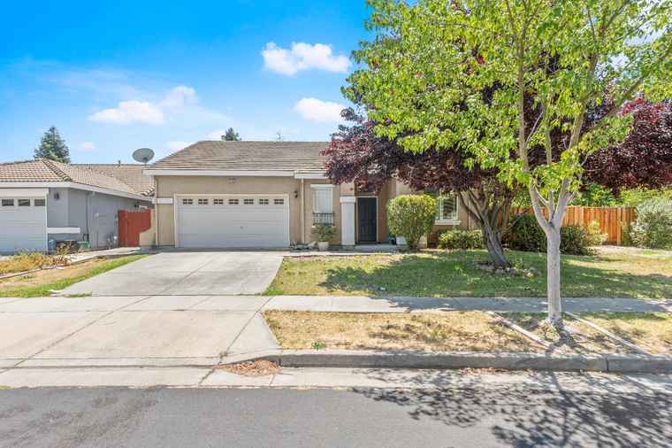 Photo of 3155 Grizzly Bay Rd West Sacramento, CA 95691