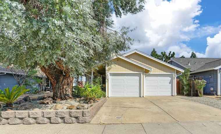 Photo of 1318 Len Way Roseville, CA 95678