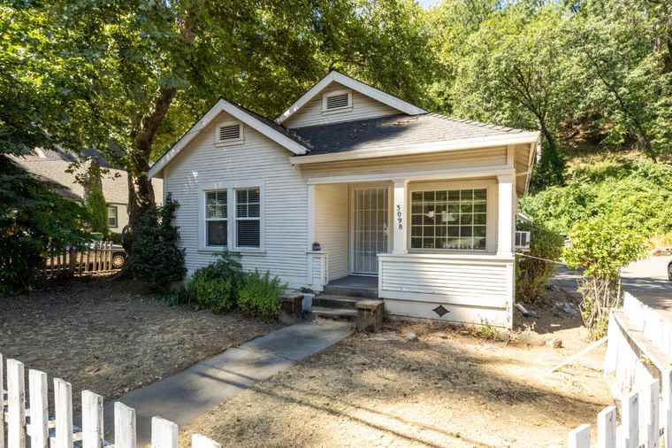 Photo of 3098 Cedar Ravine Rd Placerville, CA 95667