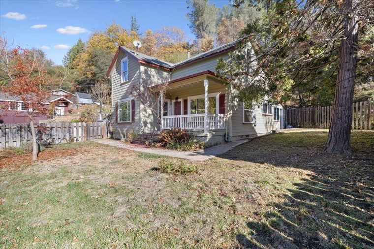 Photo of 2823 Coloma St Placerville, CA 95667