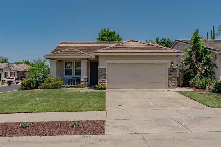 Photo of 620 Shelby Ranch Ln Roseville, CA 95678