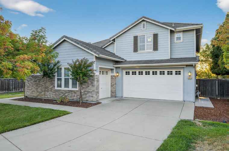 Photo of 925 Farm House Ct Rocklin, CA 95765