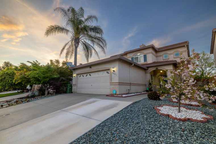 Photo of 5921 Orchard Hill Way Elk Grove, CA 95757