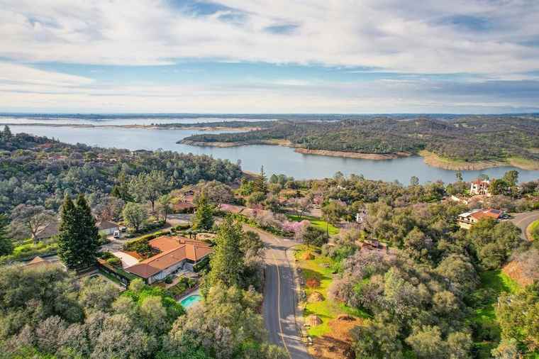 Photo of 1589 Francisco Dr El Dorado Hills, CA 95762