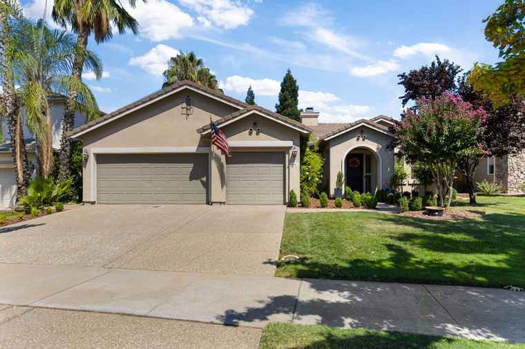 Photo of 516 Heather Falls Ct Roseville, CA 95678