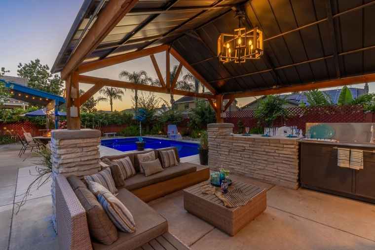 Photo of 1715 Widmer Ln Manteca, CA 95336