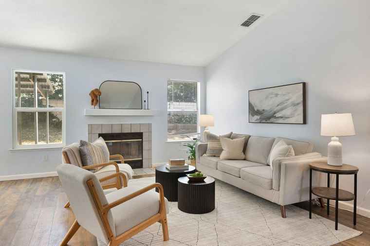 Photo of 1355 Windemere Ct West Sacramento, CA 95605