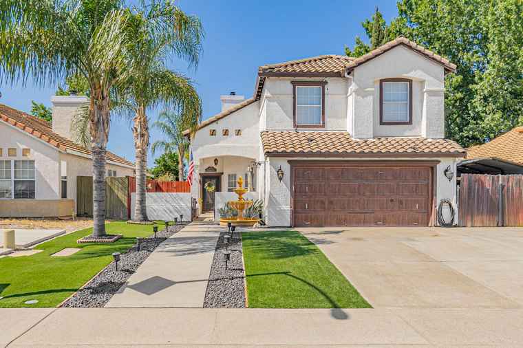 Photo of 9015 Redwater Dr Antelope, CA 95843
