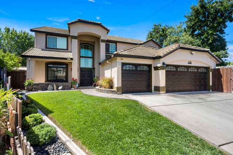 Photo of 5100 Homeland Ct Antelope, CA 95843