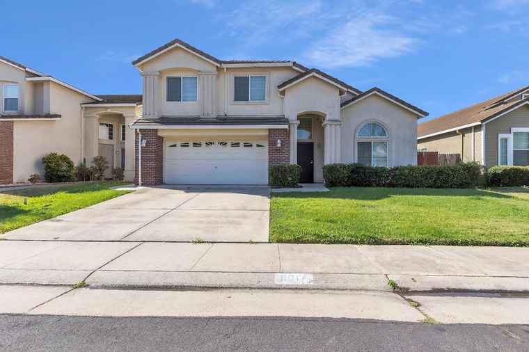 Photo of 9017 Testerman Way Elk Grove, CA 95758