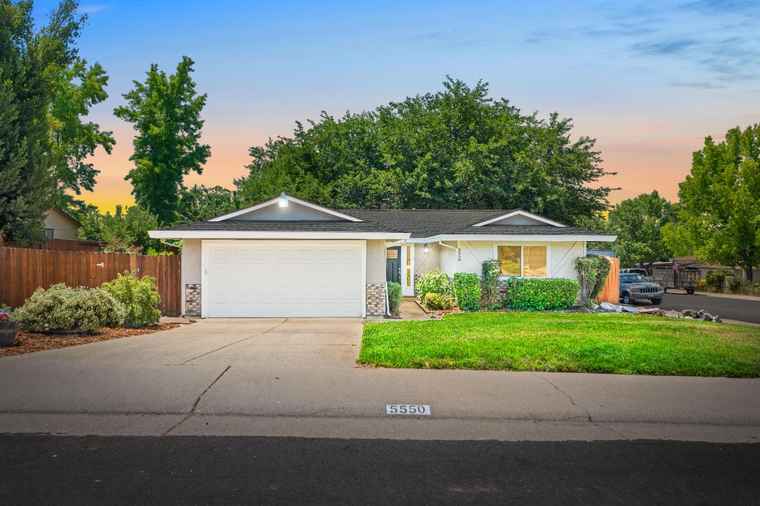 Photo of 5550 Arcadia Ave Loomis, CA 95650