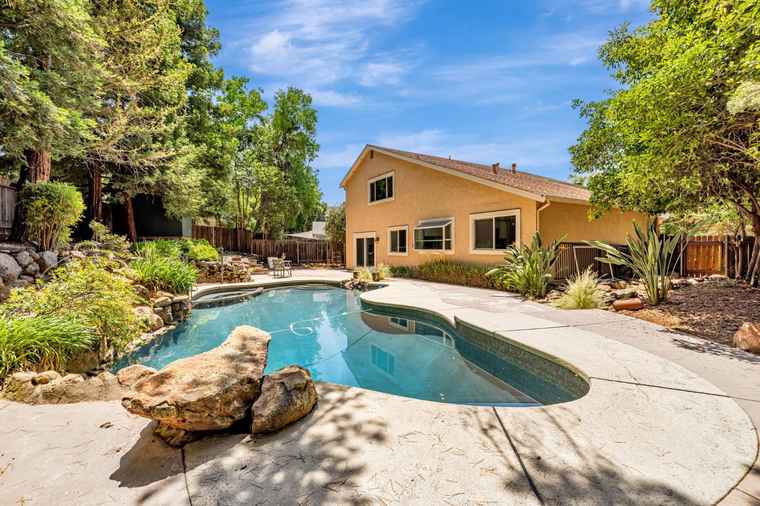 Photo of 5544 Montia Ct Orangevale, CA 95662