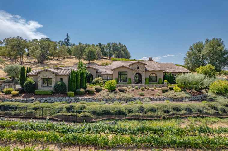 Photo of 6600 Rutherford Canyon Rd Loomis, CA 95650