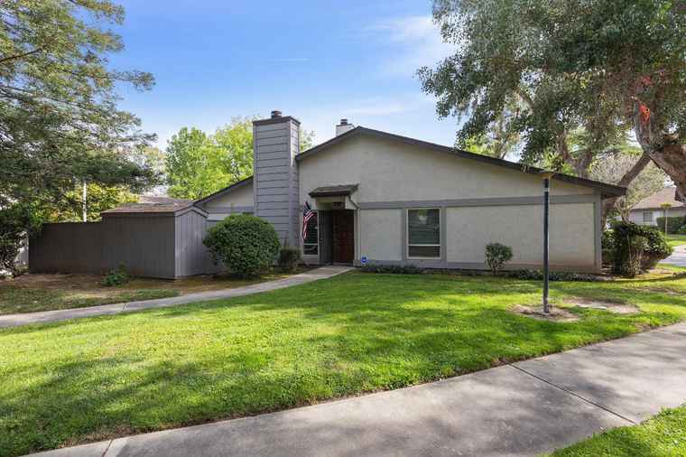 Photo of 6357 Port Gibson Ct Citrus Heights, CA 95621