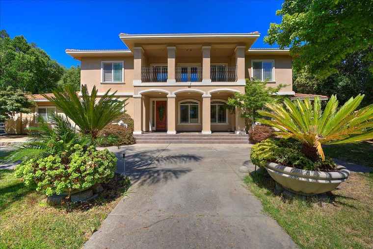 Photo of 7121 Almond Ave Orangevale, CA 95662