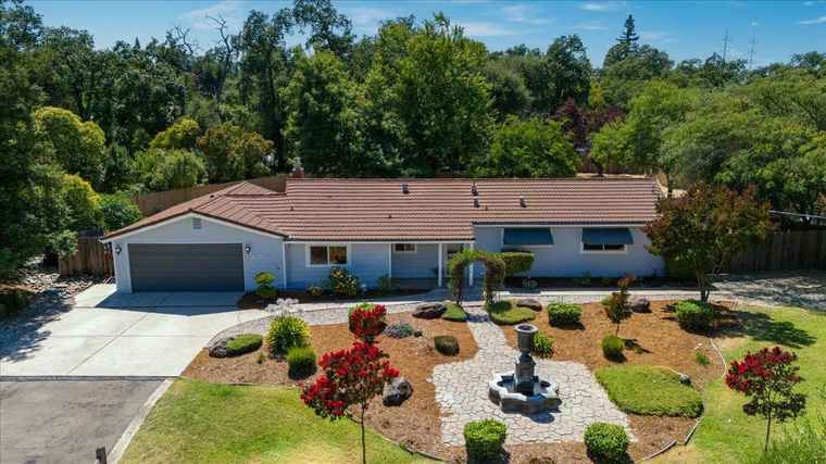 Photo of 8424 Aplite Ct Citrus Heights, CA 95610