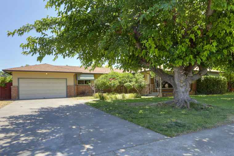 Photo of 1145 Westacre Rd West Sacramento, CA 95691