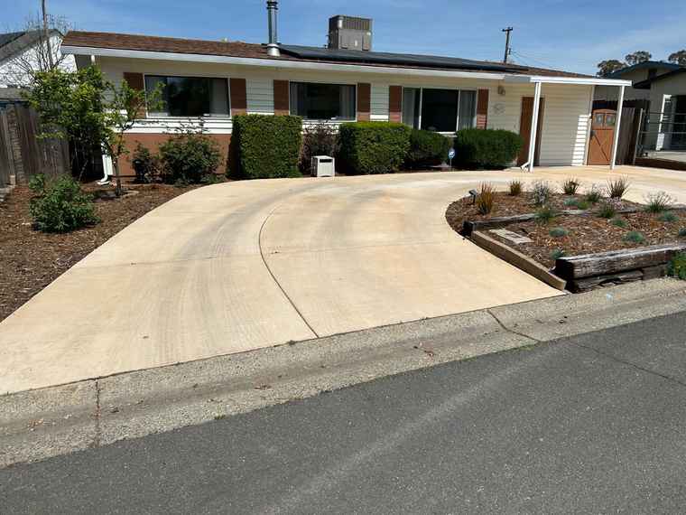 Photo of 5491 Myrtle Dr Loomis, CA 95650