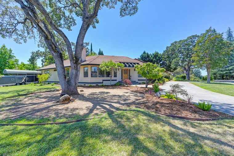 Photo of 1801 Arroyo Dr Auburn, CA 95603