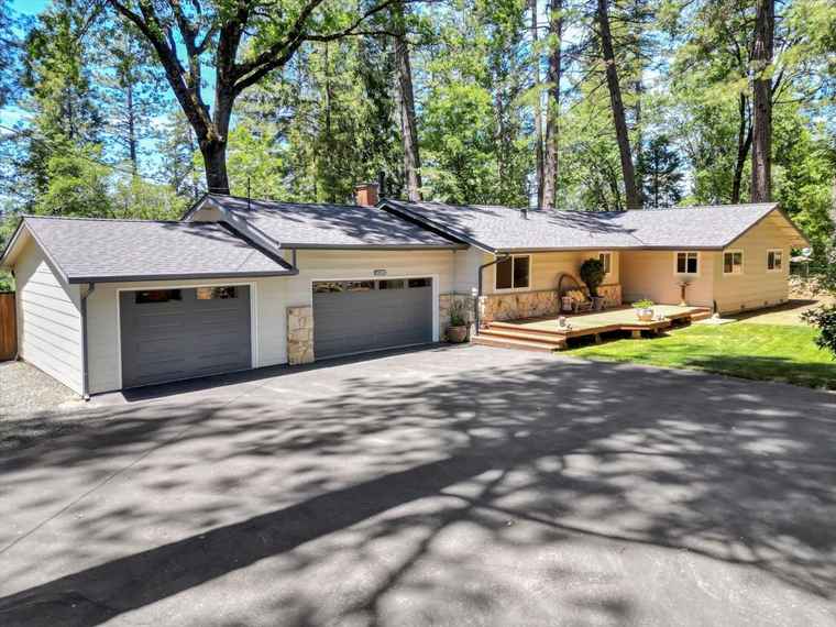 Photo of 10286 Sugar Pine Ct Grass Valley, CA 95949