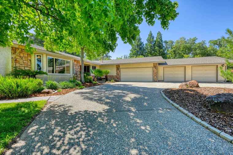 Photo of 7030 Beech Orangevale, CA 95662