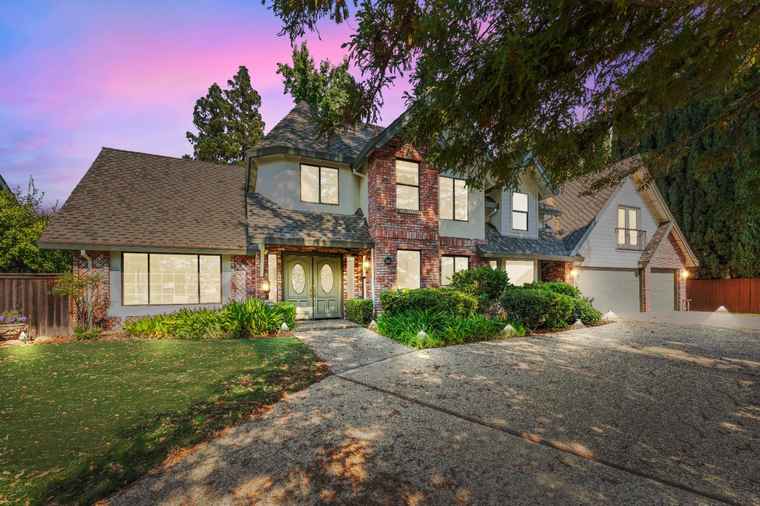 Photo of 106 Oak Rim Way Folsom, CA 95630
