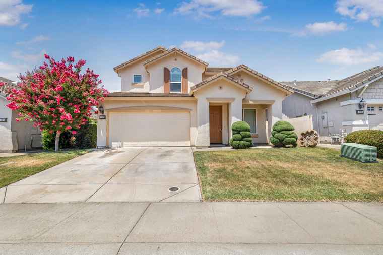 Photo of 1337 Emerald Oak Rd Roseville, CA 95678