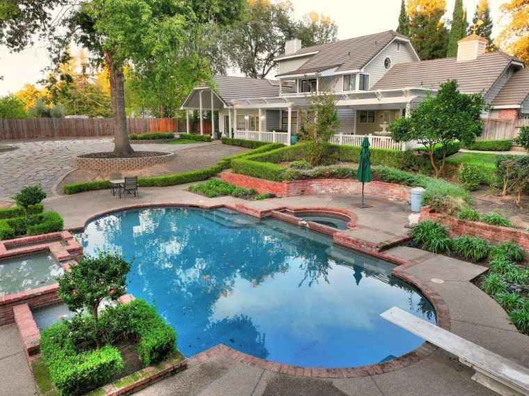Photo of 6126 Van Alstine Ave Carmichael, CA 95608