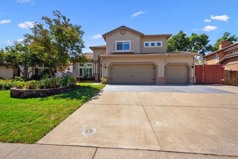 Photo of 2010 Trailee Ct Roseville, CA 95747