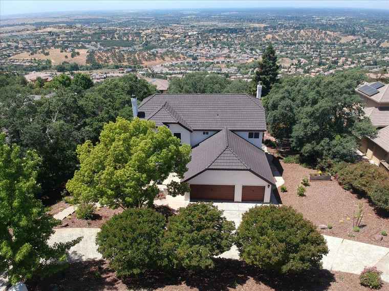 Photo of 424 Powers Dr El Dorado Hills, CA 95762