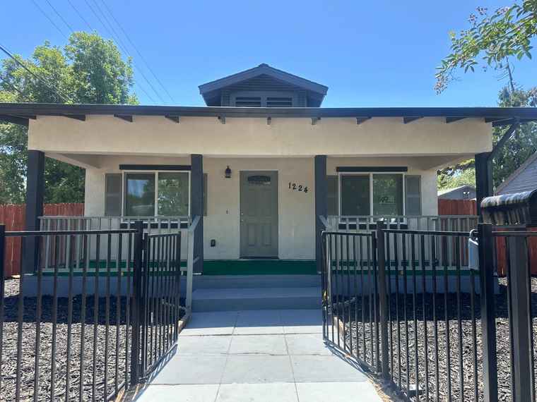 Photo of 1224 Pinchot Stockton, CA 95205