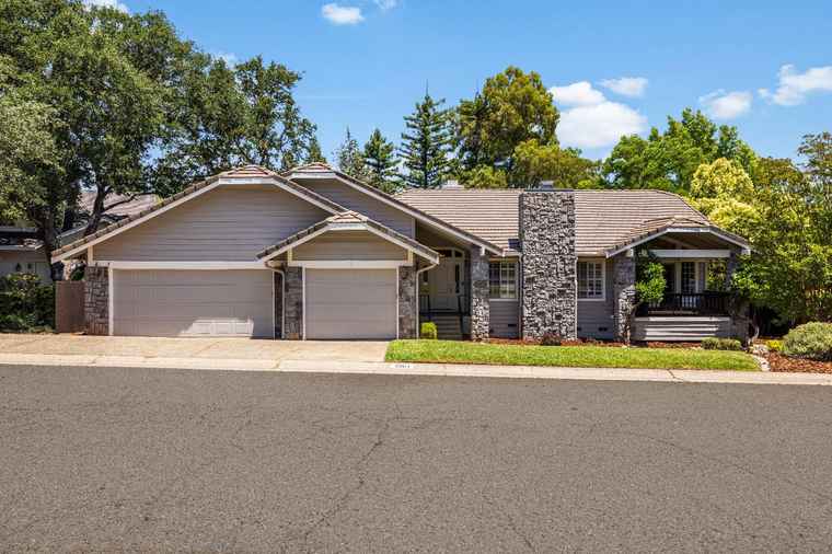 Photo of 2964 Ridgeview Dr El Dorado Hills, CA 95762