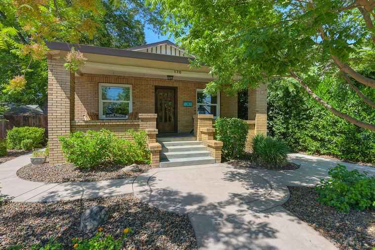 Photo of 170 S Lincoln St Roseville, CA 95678