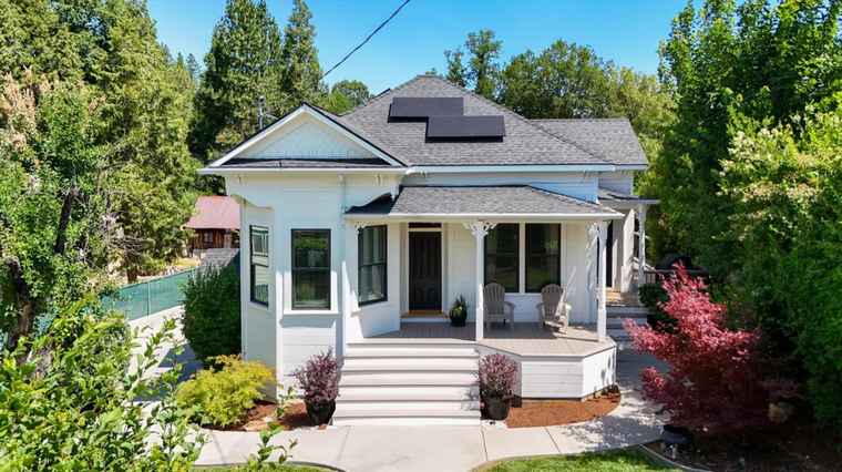 Photo of 146 W Empire St Grass Valley, CA 95945