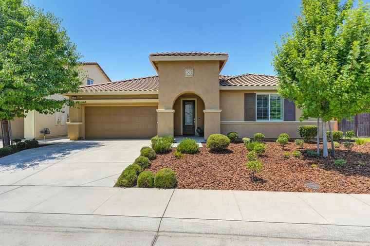 Photo of 10309 Tempo Way Elk Grove, CA 95757