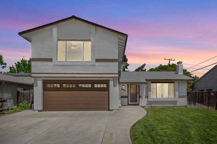 Photo of 1575 Bondy Ln Tracy, CA 95376