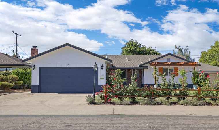 Photo of 542 Sturla St Lodi, CA 95240