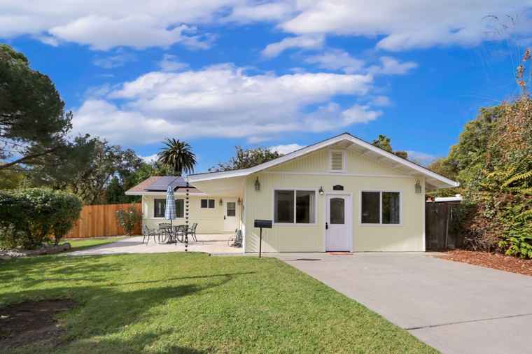 Photo of 903 Snyder Dr Davis, CA 95616