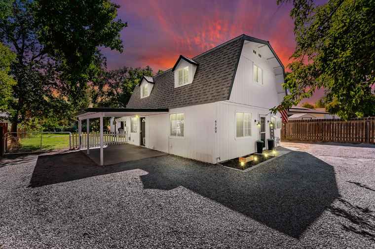 Photo of 4700 King Rd Loomis, CA 95650