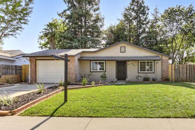 Photo of 9638 Gruwell Way Elk Grove, CA 95624