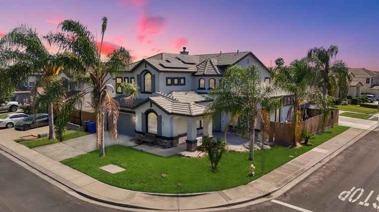 Photo of 737 Blausanne Ln Manteca, CA 95337