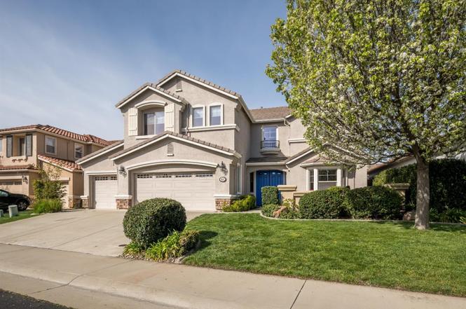 1521 Diamond Park Ln Roseville CA 95747