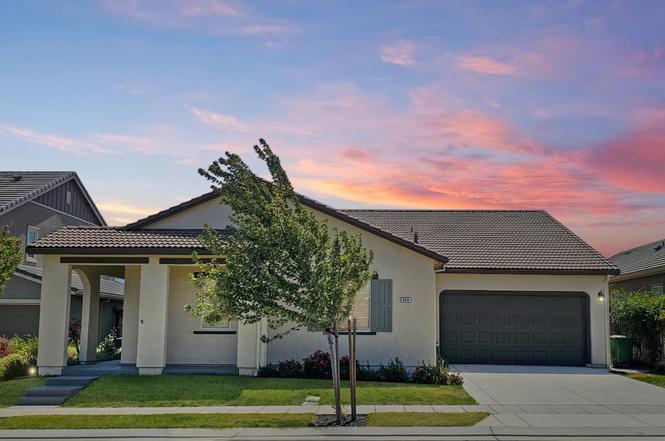 644 W Warren Dr, Mountain House, CA 95391 | For Sale